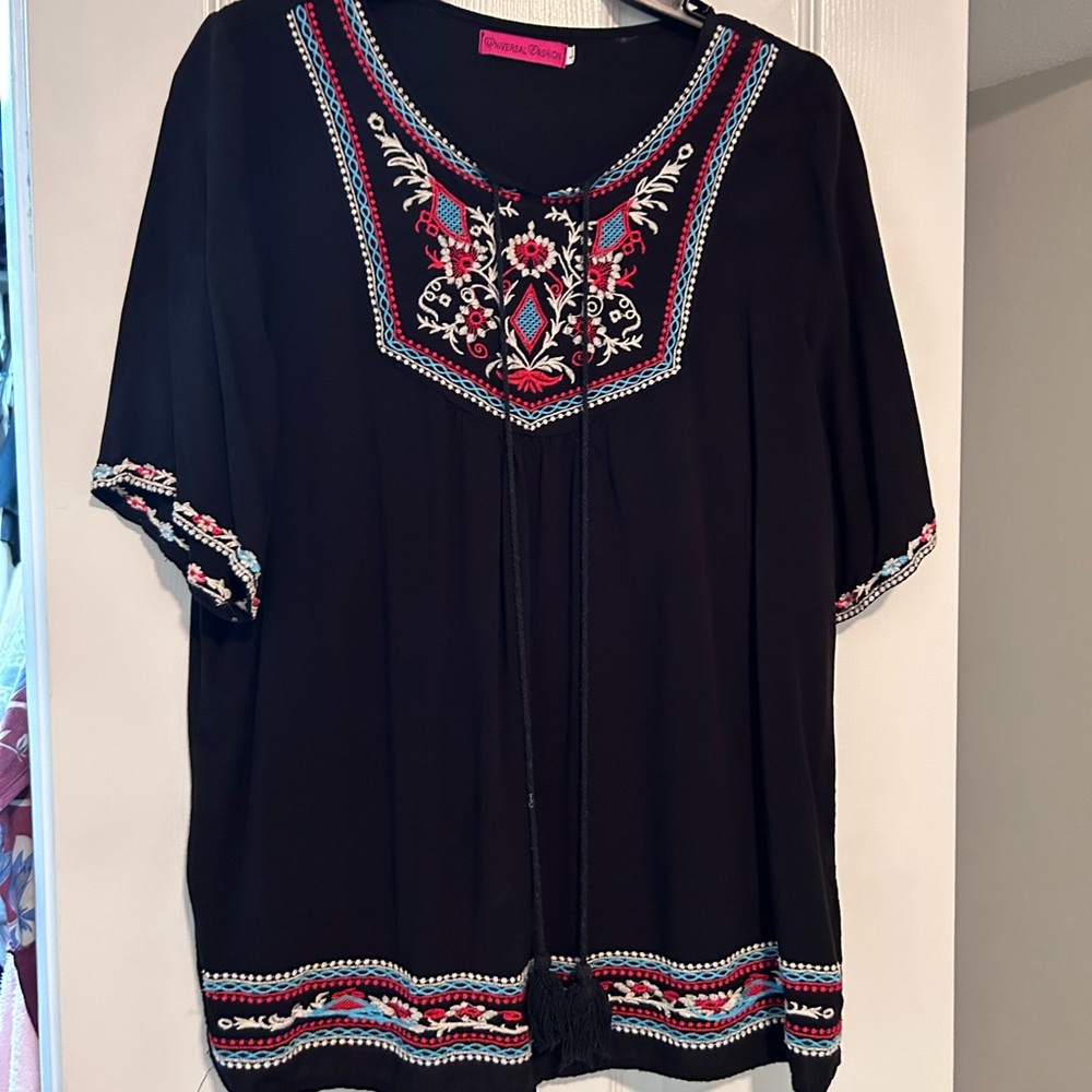 Chic Black Embroidered Blouse